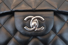 Load image into Gallery viewer, CHANEL Medium Matelasse single flap chain shoulder bag Lambskin Black/Silver hadware Shoulder bag 700090027