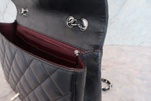 Load image into Gallery viewer, CHANEL Medium Matelasse single flap chain shoulder bag Lambskin Black/Silver hadware Shoulder bag 700090027