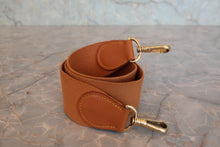 Load image into Gallery viewer, HERMES EVELYNE1 GM Toile H/Leather Beige/Natural □A Engraving Shoulder bag 800090006