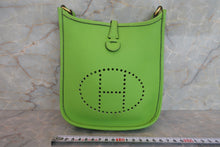 画像をギャラリービューアに読み込む, HERMES/エルメス エブリンTPM トリヨンクレマンス アップルグリーン ショルダーバッグ 700050085