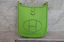 画像をギャラリービューアに読み込む, HERMES/エルメス エブリンTPM トリヨンクレマンス アップルグリーン ショルダーバッグ 700050085