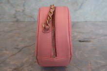 Load image into Gallery viewer, CHANEL Matelasse round chain shoulder bag Lambskin Pink/Gold hadware Shoulder bag 700090023
