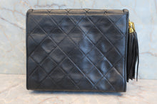 画像をギャラリービューアに読み込む, CHANEL/シャネル マトラッセフリンジチェーンショルダーバッグ ラムスキン ブラック/ゴールド金具 ショルダーバッグ 800060098