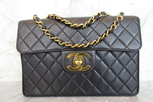 Load image into Gallery viewer, CHANEL Medium Matelasse single flap chain shoulder bag Lambskin Black/Gold hadware Shoulder bag 700080168