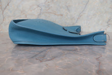 Load image into Gallery viewer, HERMES EVELYNE1 GM Clemence leather Blue jean □I Engraving Shoulder bag 700120209