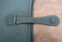 Load image into Gallery viewer, HERMES EVELYNE1 GM Clemence leather Blue jean □I Engraving Shoulder bag 700120209
