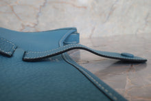 Load image into Gallery viewer, HERMES EVELYNE1 GM Clemence leather Blue jean □I Engraving Shoulder bag 700120209