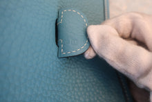 Load image into Gallery viewer, HERMES EVELYNE1 GM Clemence leather Blue jean □I Engraving Shoulder bag 700120209