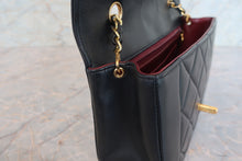 Load image into Gallery viewer, CHANEL  Diana matelasse chain shoulder bag Lambskin Black/Gold hadware Shoulder bag 700090028