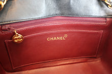 Load image into Gallery viewer, CHANEL  Diana matelasse chain shoulder bag Lambskin Black/Gold hadware Shoulder bag 700090028