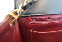 Load image into Gallery viewer, CHANEL  Diana matelasse chain shoulder bag Lambskin Black/Gold hadware Shoulder bag 700090028