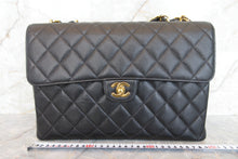 Load image into Gallery viewer, CHANEL Medium Matelasse single flap chain shoulder bag Caviar skin Black/Gold hadware Shoulder bag 700080152
