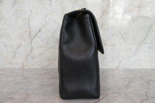 Load image into Gallery viewer, CHANEL Medium Matelasse single flap chain shoulder bag Caviar skin Black/Gold hadware Shoulder bag 700080152