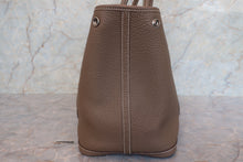 画像をギャラリービューアに読み込む, HERMES/エルメス ガーデンパーティPM ネゴンダ エトゥープ T刻印 トートバッグ 700110112