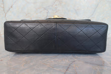 Load image into Gallery viewer, CHANEL Medium Matelasse single flap chain shoulder bag Lambskin Black/Gold hadware Shoulder bag 700120199
