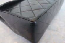 Load image into Gallery viewer, CHANEL Medium Matelasse single flap chain shoulder bag Lambskin Black/Gold hadware Shoulder bag 700120199