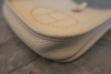 Load image into Gallery viewer, HERMES EVELYNE TPM Clemence leather Nata Z Engraving Shoulder bag 800020067