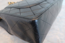 Load image into Gallery viewer, CHANEL Medium Matelasse single flap chain shoulder bag Lambskin Black/Gold hadware Shoulder bag 700120199