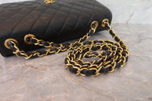 Load image into Gallery viewer, CHANEL Medium Matelasse single flap chain shoulder bag Caviar skin Black/Gold hadware Shoulder bag 700080152