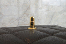 Load image into Gallery viewer, CHANEL Medium Matelasse single flap chain shoulder bag Caviar skin Black/Gold hadware Shoulder bag 700080152