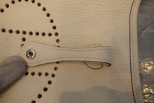 Load image into Gallery viewer, HERMES EVELYNE TPM Clemence leather Nata Z Engraving Shoulder bag 800020067