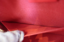 Load image into Gallery viewer, CHANEL Matelasse round chain shoulder bag Caviar skin Red/Gold hadware Shoulder bag 700090026