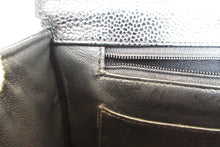 Load image into Gallery viewer, CHANEL Medium Matelasse single flap chain shoulder bag Caviar skin Black/Gold hadware Shoulder bag 700080152