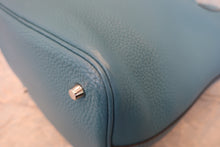 画像をギャラリービューアに読み込む, HERMES/エルメス ピコタンロックMM トリヨンクレマンス ブルージーン □P刻印 ハンドバッグ 800020059