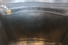 画像をギャラリービューアに読み込む, CHANEL/シャネル マトラッセチェーンショルダーバッグ キャビアスキン ブラック/ゴールド金具 ショルダーバッグ 800030077