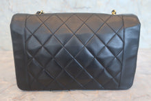 Load image into Gallery viewer, CHANEL Diana matelasse chain shoulder bag Lambskin Black/Gold hadware Shoulder bag 800030093