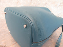 Load image into Gallery viewer, HERMES PICOTIN LOCK MM Clemence leather Blue jean □P Engraving Hand bag 600110208