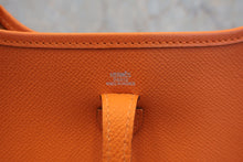 画像をギャラリービューアに読み込む, HERMES/エルメス エブリンTPM ヴォーエプソン オレンジ □H刻印 ショルダーバッグ 800060093