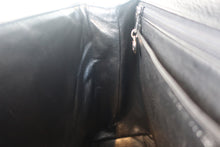 Load image into Gallery viewer, CHANEL Matelasse trapezoid hand bag Caviar skin Black/Silver hadware Hand bag 700120159