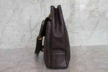 Load image into Gallery viewer, CHANEL CC mark chain shoulder bag Caviar skin Brown/Gold hadware Shoulder bag 700080115