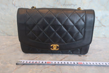 将图片加载到图库查看器,CHANEL/香奈儿 戴妃 CF 链条包 羊皮 Black/Gold hadware(黑色/金色金属) 肩背包 800030078