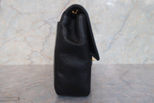 Load image into Gallery viewer, CHANEL Matelasse chain shoulder bag Lambskin Black/Gold hadware Shoulder bag 700120213