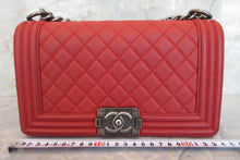 画像をギャラリービューアに読み込む, CHANEL/シャネル ボーイシャネルチェーンショルダーバッグ ソフトキャビアスキン レッド/シルバー金具 ショルダーバッグ 700070069
