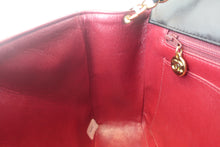 将图片加载到图库查看器,CHANEL/香奈儿 戴妃 CF 链条包 羊皮 Black/Gold hadware(黑色/金色金属) 肩背包 800030078