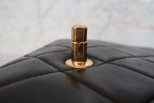 Load image into Gallery viewer, CHANEL Matelasse chain shoulder bag Lambskin Black/Gold hadware Shoulder bag 700120213