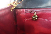 将图片加载到图库查看器,CHANEL/香奈儿 戴妃 CF 链条包 羊皮 Black/Gold hadware(黑色/金色金属) 肩背包 800030078