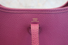 将图片加载到图库查看器,HERMES EVELYNE TPM Clemence leather Anemone Y刻印 Shoulder bag 800080012