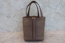 将图片加载到图库查看器,HERMES PICOTIN MM Clemence leather Etoupe gray □L刻印 Etoupe gray 800060170