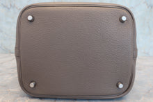 将图片加载到图库查看器,HERMES PICOTIN MM Clemence leather Etoupe gray □L刻印 Etoupe gray 800060170