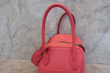 Load image into Gallery viewer, HERMES LINDY 26 Evercolor leather Rose azalee  A Engraving Shoulder bag 700070096