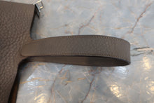 将图片加载到图库查看器,HERMES PICOTIN MM Clemence leather Etoupe gray □L刻印 Etoupe gray 800060170