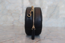 Load image into Gallery viewer, CHANEL Matelasse round chain shoulder bag Lambskin Black/Gold hadware Shoulder bag 700060266