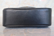 Load image into Gallery viewer, CHANEL Matelasse chain shoulder bag Lambskin Black/Gold hadware Shoulder bag 700120217