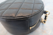 Load image into Gallery viewer, CHANEL Matelasse round chain shoulder bag Lambskin Black/Gold hadware Shoulder bag 700060266