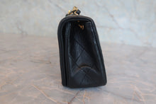 將圖片載入圖庫檢視器 CHANEL/シャネル ミニマトラッセフルフラップチェーンショルダーバッグ ラムスキン ブラック/ゴールド金具 ショルダーバッグ 800030081