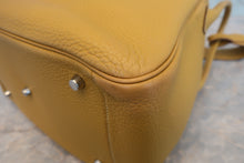 将图片加载到图库查看器,HERMES LINDY 34 Clemence leather Curry □L刻印 Shoulder bag 800070157